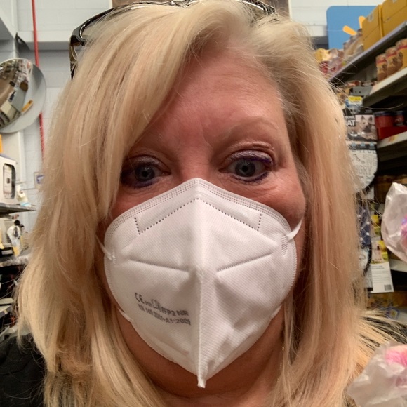 Meet your Posher, Wendy - Picture 3 of 4